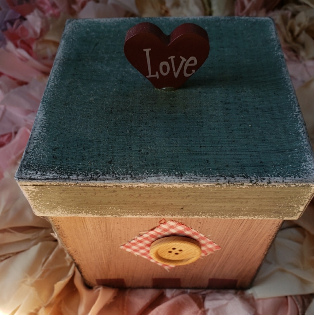 Box Decor